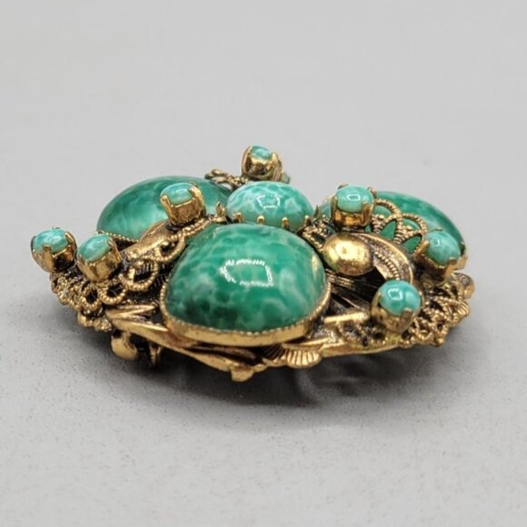 Vintage Mottled Green Glass Cabochons in Gold-Tone Filigree Brooch Mid Century - Picture 4 of 7